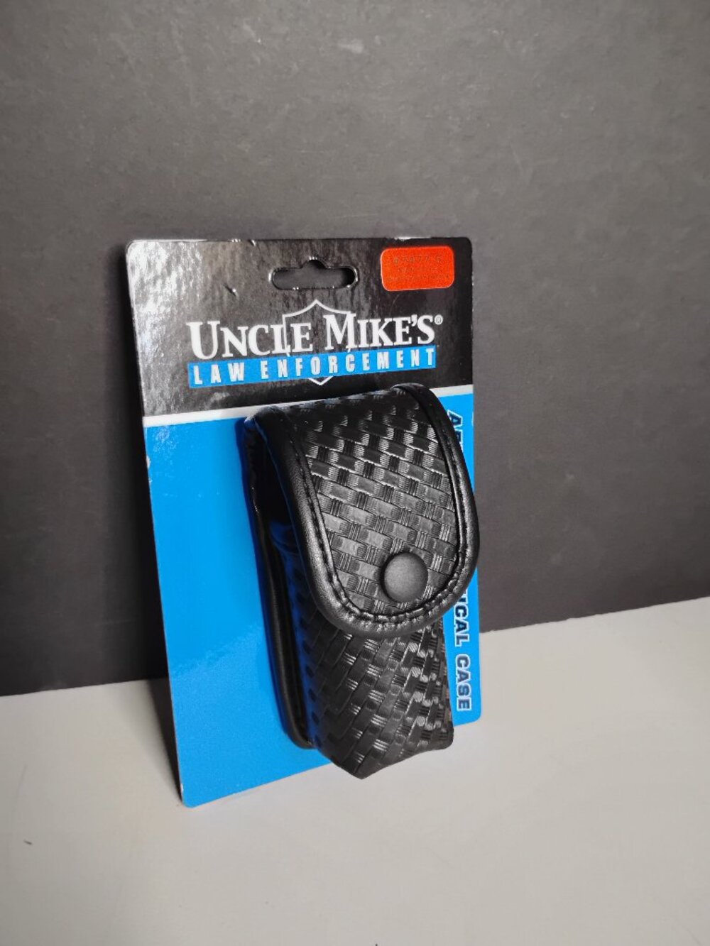 Uncle Mike's 7477-5 Mirage Basketweave Duty Snap Aerosol MKIII OC Case, Black